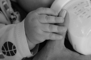 Co jest ważne podczas przygotowywania mleka modyfikowanego dla niemowlaka?