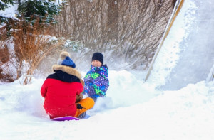 Niezapomniane ferie w górach - cztery sprawdzone miejsca na zimową rozrywkę z dziećmi