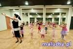  SKOCZKI

zajęcia wokalno - taneczne
dla dzieci w wieku 5 lat