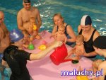  Nauka pływania dla dzieci i niemowląt.